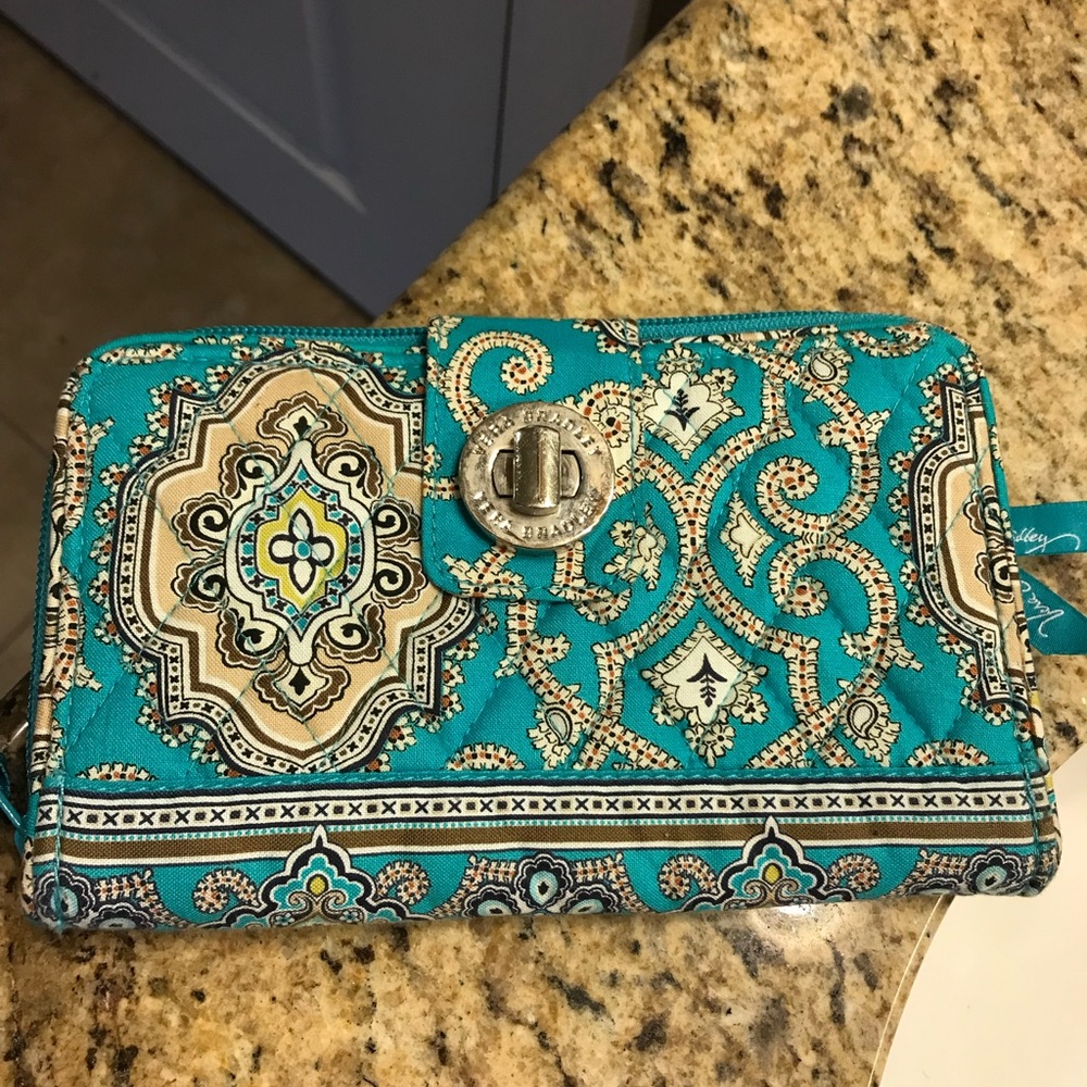 Vera Bradley turn lock wallet